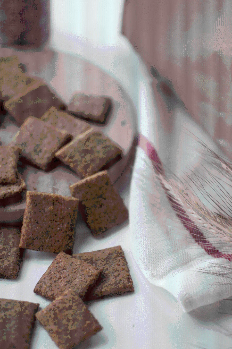 Крекеры из пророщенного зерна на закваске (кунжут), 200 г.