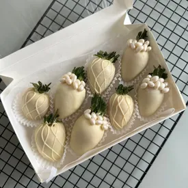 Клубника в шоколаде 8 шт 