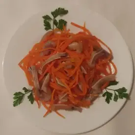 Салат из свиных ушей с морковью, 1 кг