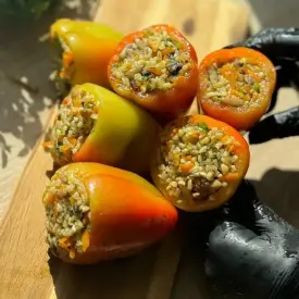 Фаршированный перец с булгуром, овощами и грибами, 1100 г