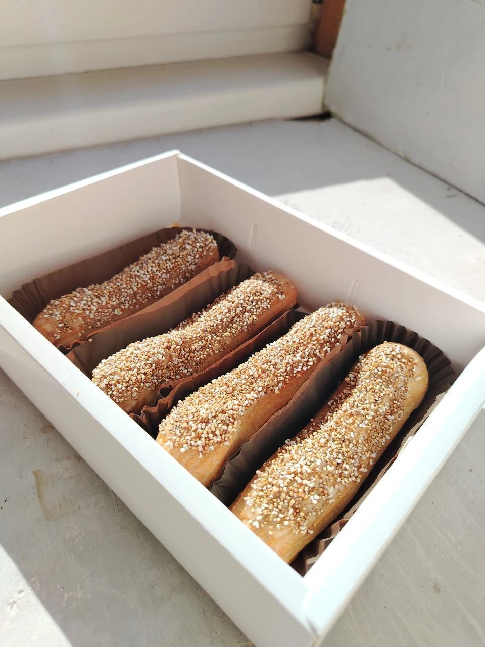 Эклеры в ассортименте фото 2