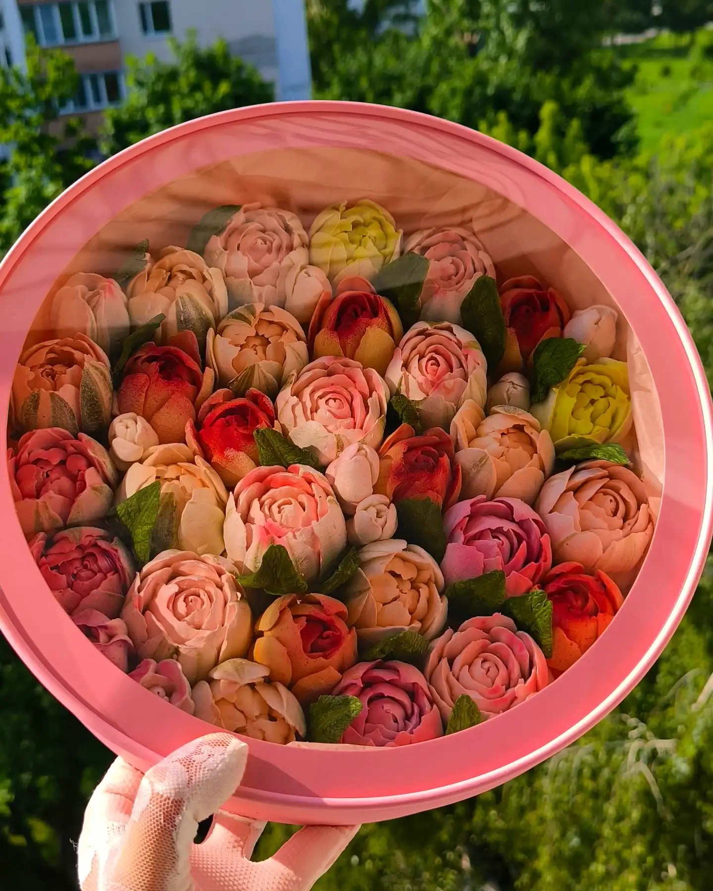 Зефир премиум-класса в круглой коробке с окошком, 30 см фото 1